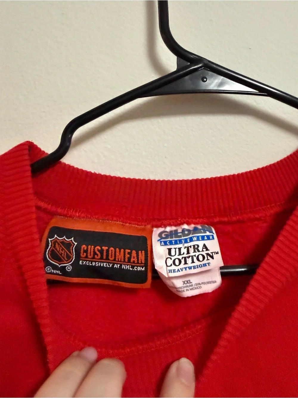 VINTAGE Red Crewneck Sweatshirt with‎ Black Lettering